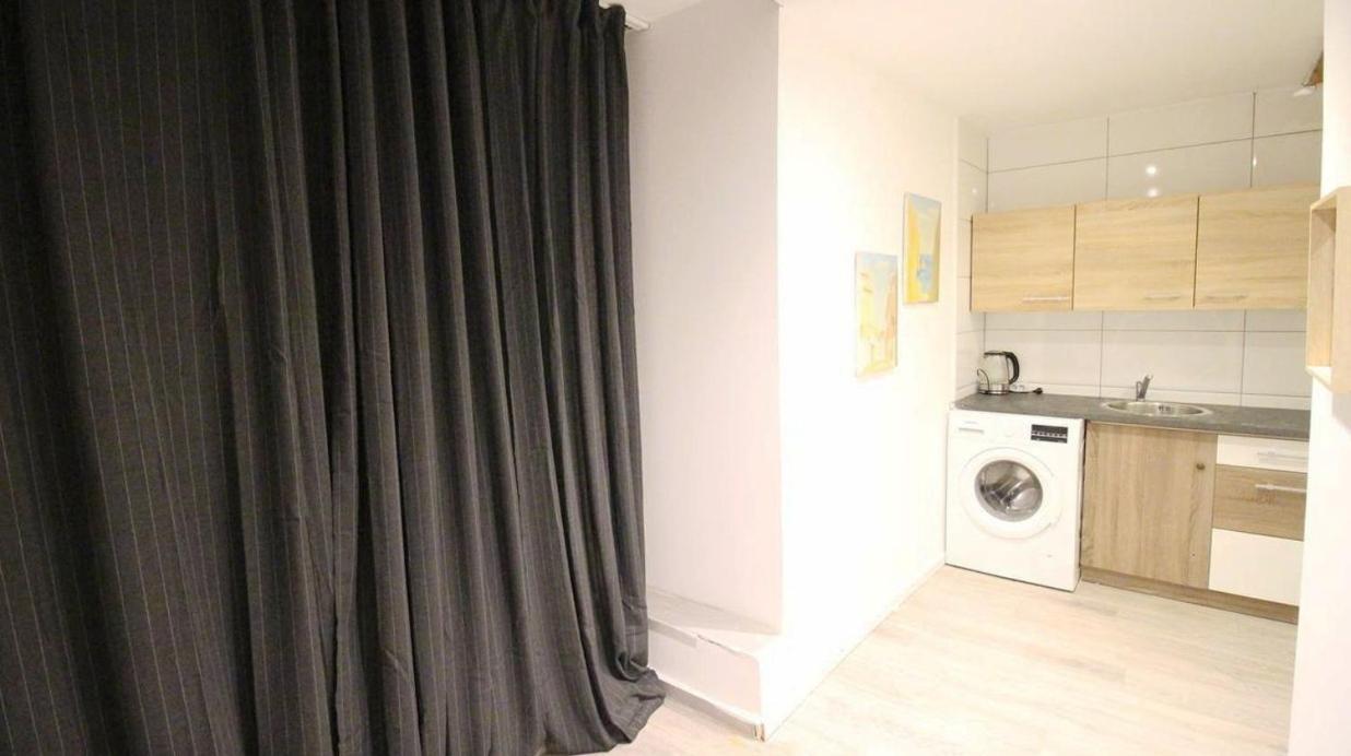 Comfortable Rooms In Akh Area Відень Екстер'єр фото