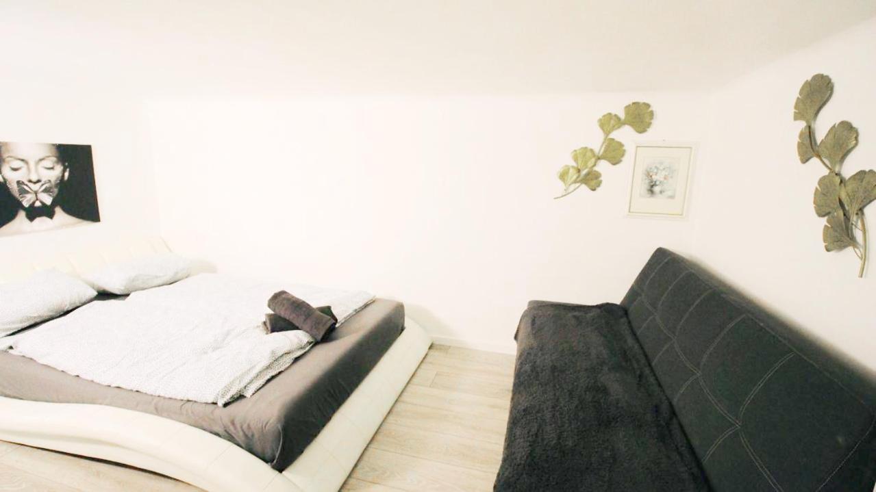 Comfortable Rooms In Akh Area Відень Екстер'єр фото