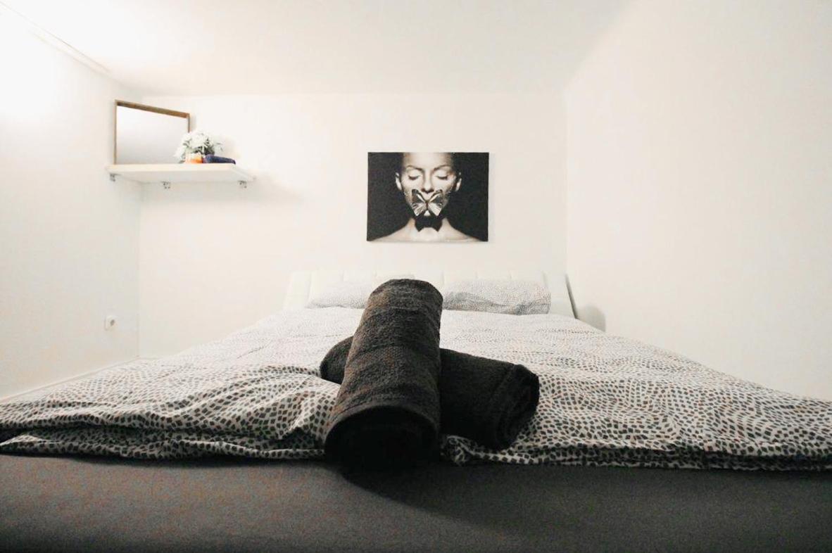 Comfortable Rooms In Akh Area Відень Екстер'єр фото