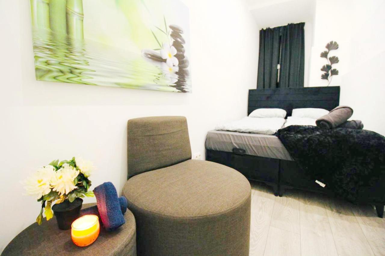 Comfortable Rooms In Akh Area Відень Екстер'єр фото