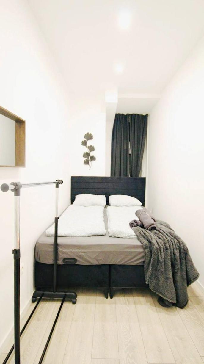Comfortable Rooms In Akh Area Відень Екстер'єр фото