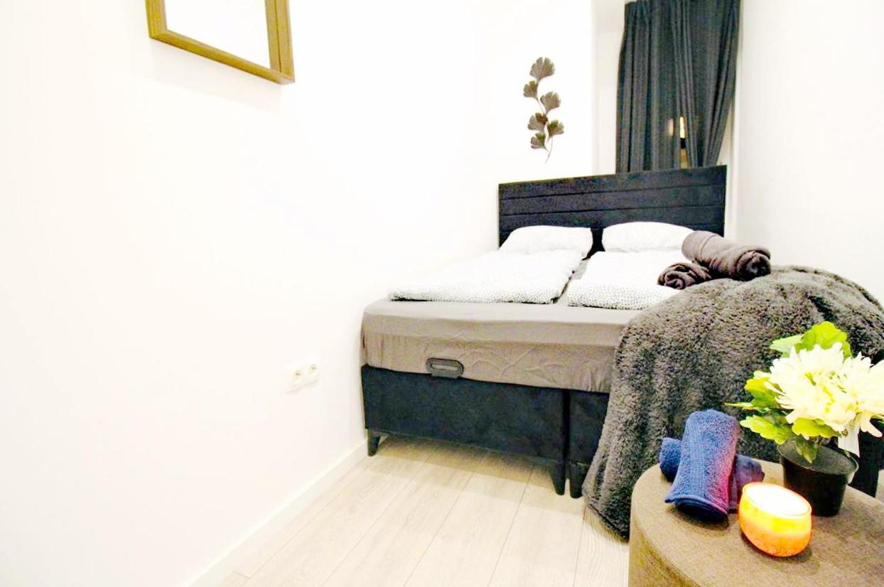 Comfortable Rooms In Akh Area Відень Екстер'єр фото
